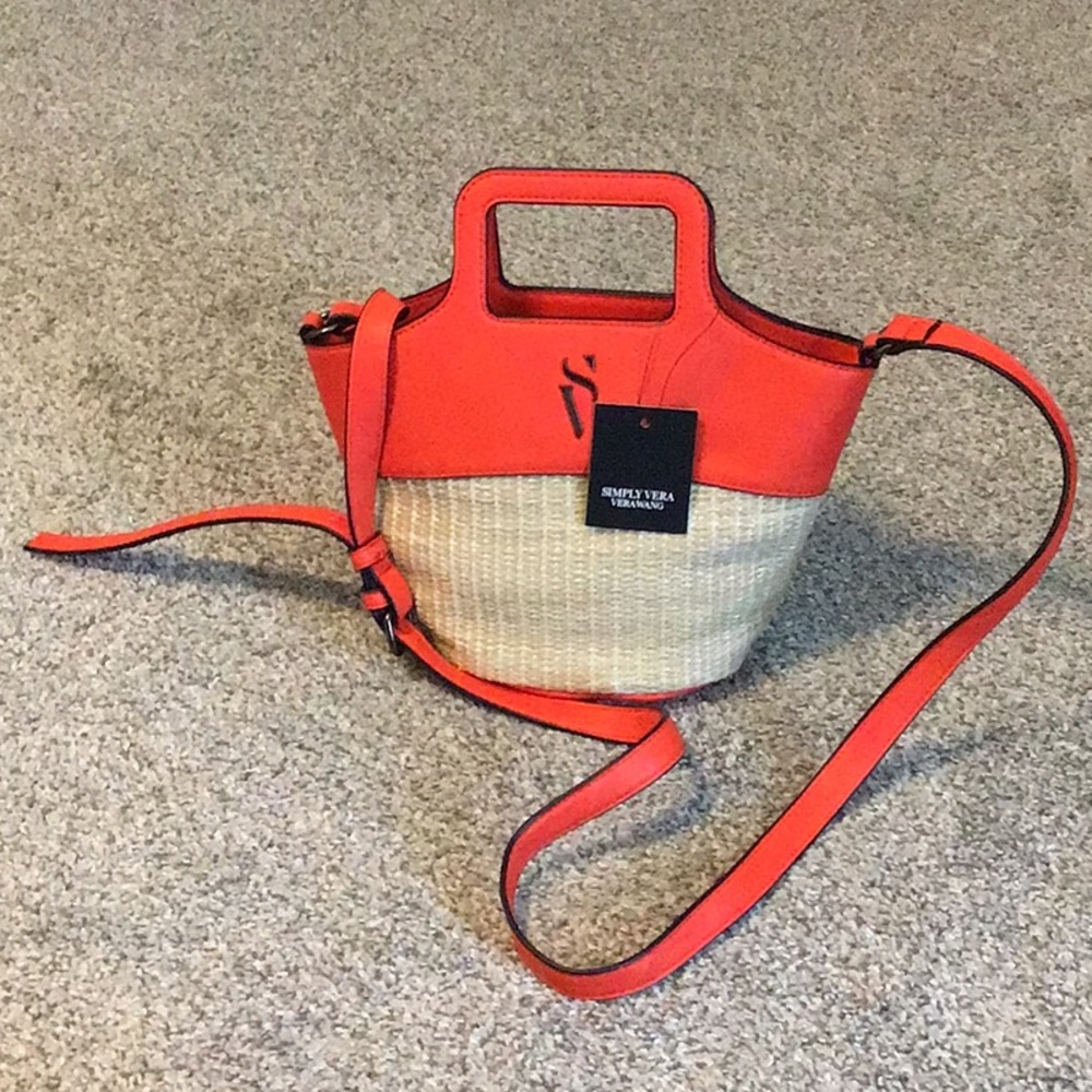 New Simply Vera Vera Wang Red and Tan Crossbody Bag, adjustable strap